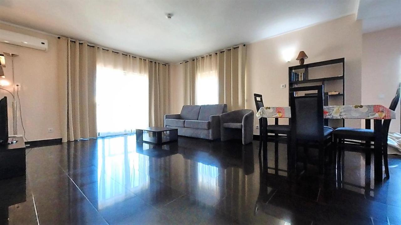 Apartamentos Turisticos Rocha Tower 3 Portimao Luaran gambar